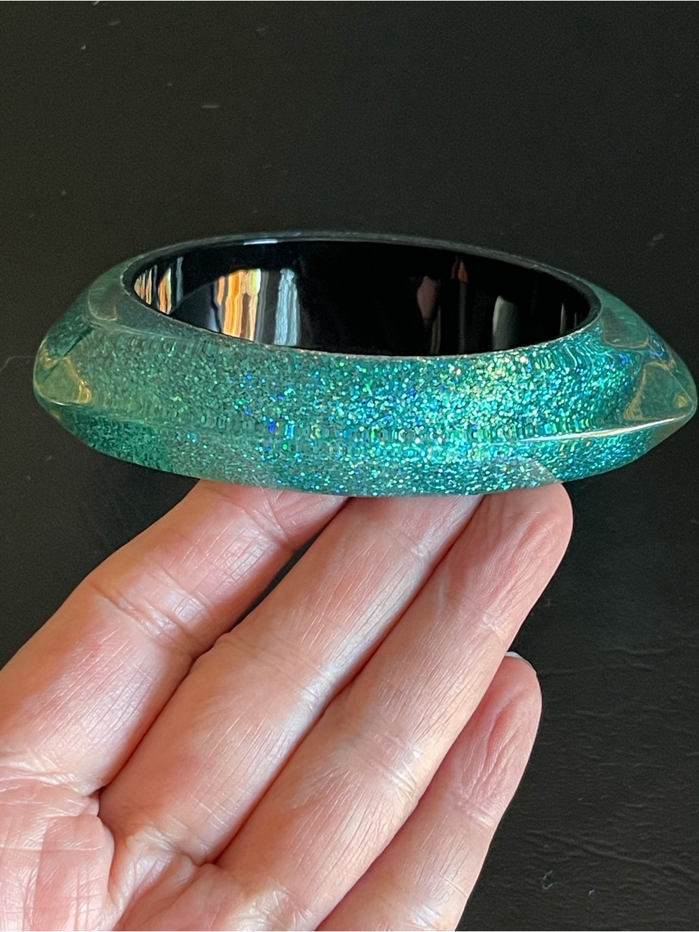 Vintage Turquoise Glitter lucite Bangle Bracelet.
